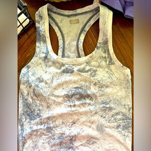 White and grey swiftly lululemon tank size 2